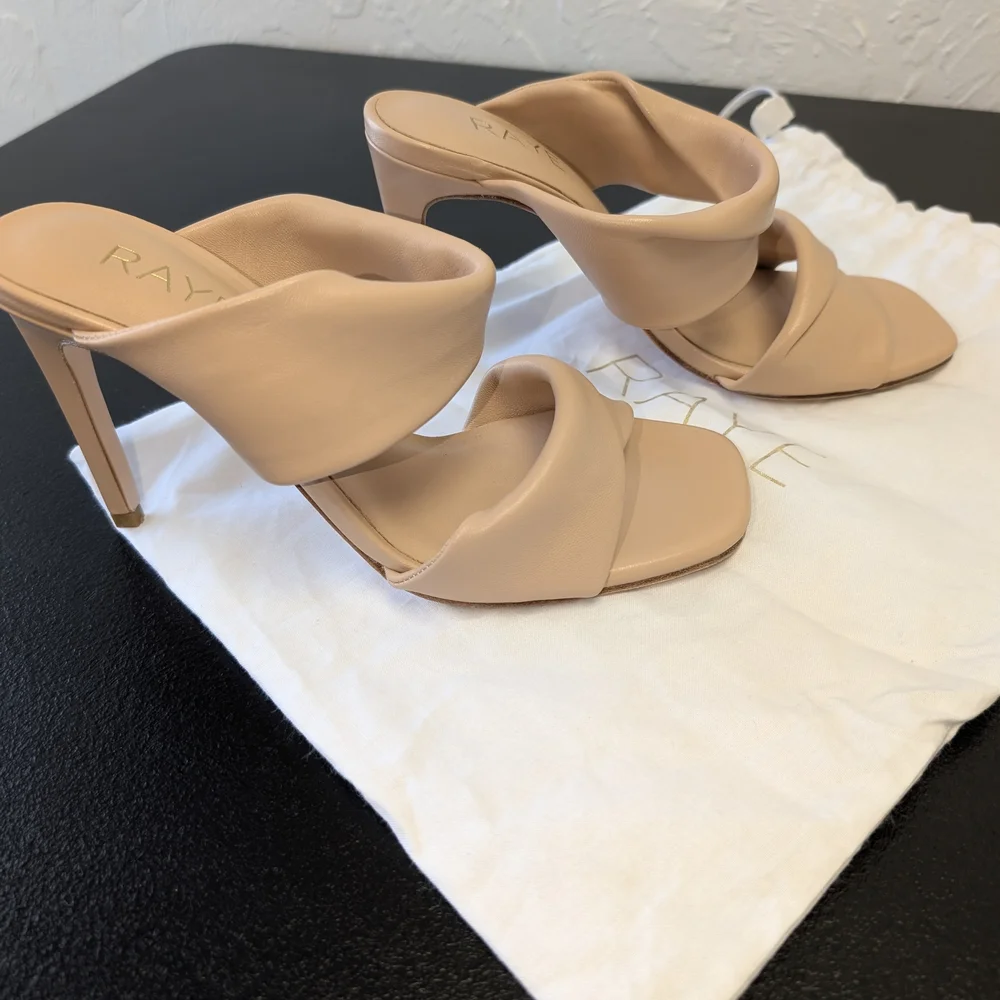 RAYE Women's Cream Mules DUST BAG INCLUDED - Picture 5 of 6